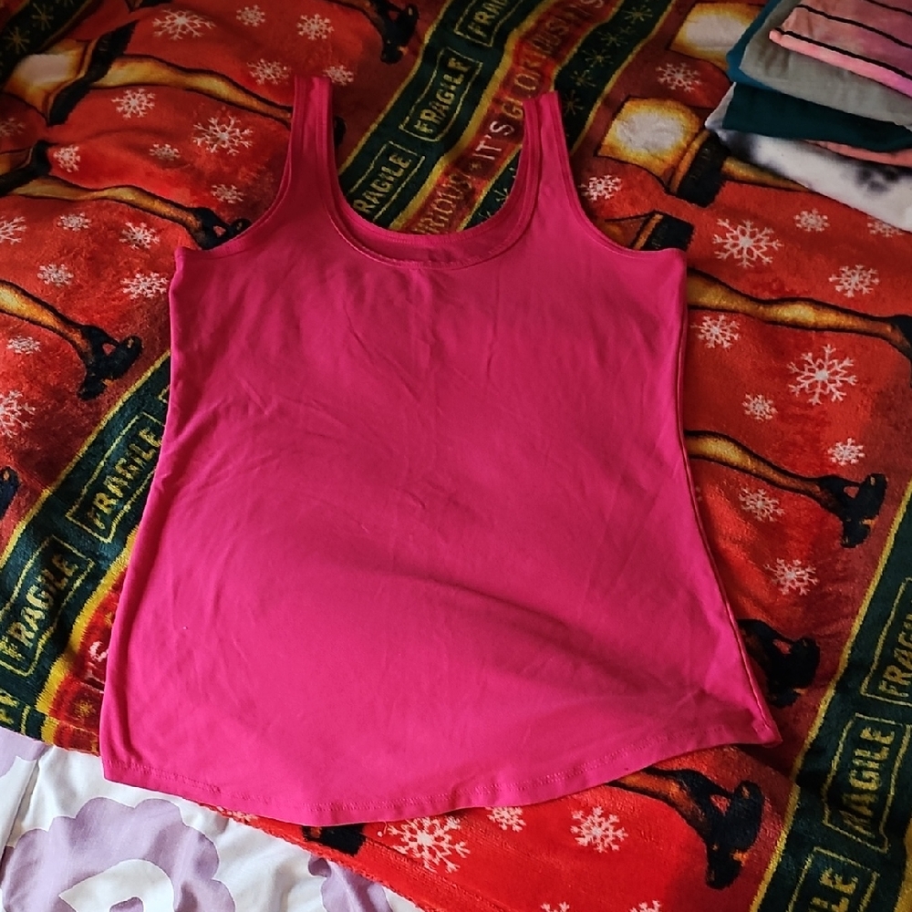 No Boundaries Bright Pink Scoop Neck Tank Top